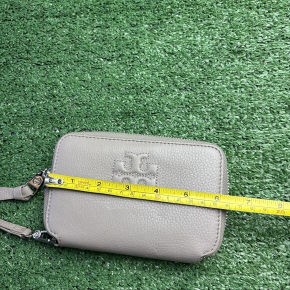 Tory Burch Thea New Ivory White W Gold Zipper Wristlet Wallet  $300 MSRP - Picture 8 of 8